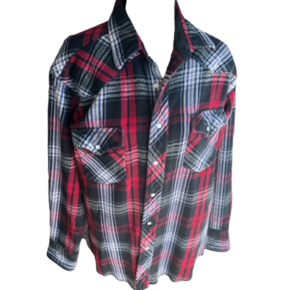 Wrangler - Picture 2 of 3